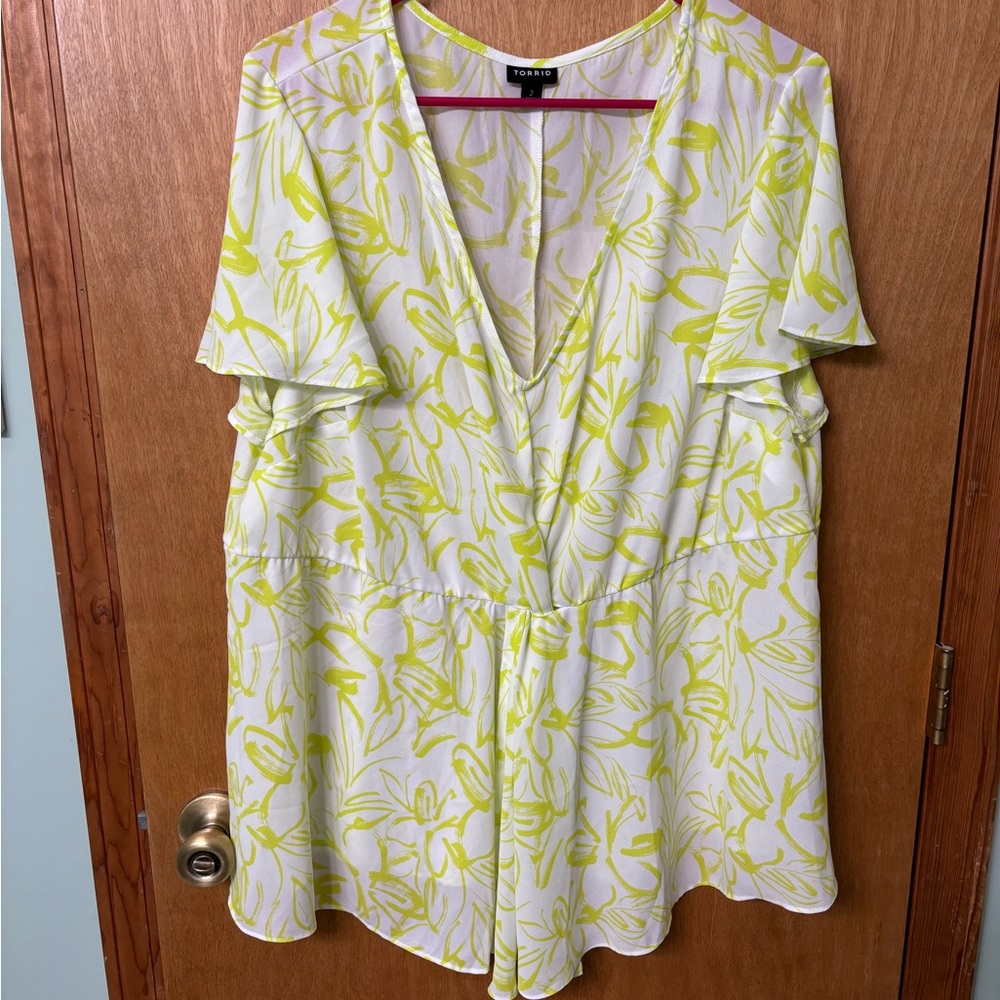 Torrid size 2 top never worn